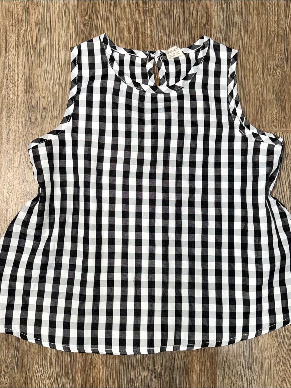 Sleeveless Black & White Gingham Summer Chic Tank Top Classic Women’s Summer Top